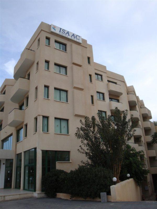 Isaac Aparthotel Pernera Экстерьер фото